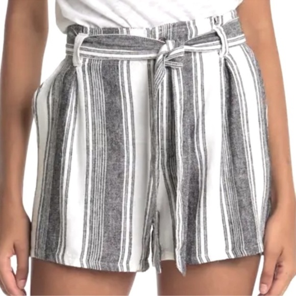 NWT Mauby Stony Black White Stripe Linen Pleated Belted Shorts - Small - Picture 1 of 7